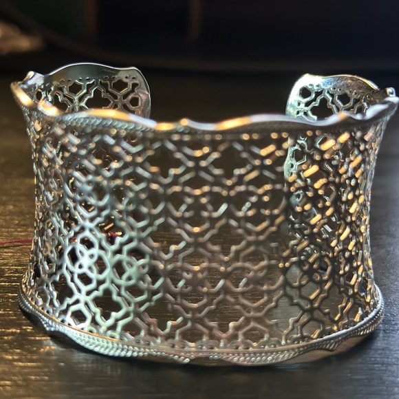 Kendra Scott cuff bracelet - Picture 2 of 4